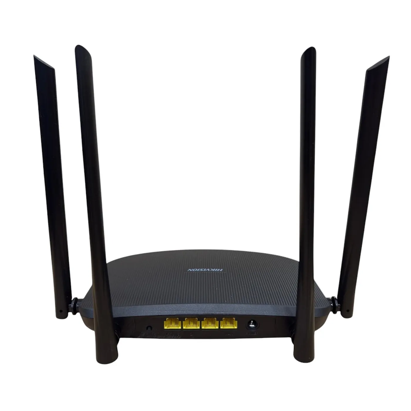 [021174] [DS-3WR12C] Hikvision - Router Inalambrico Wisp Doble Banda Hasta 1200Mbps / 4 Puertos 10/100 4 Antenas Omnidireccional 5 dBi