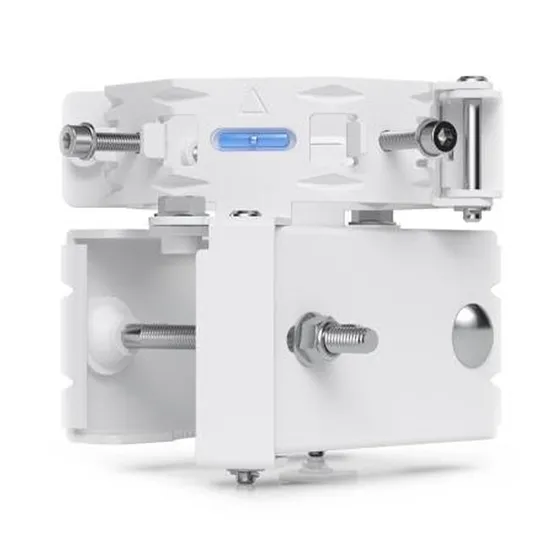 [021567] [UACC-WAVE-AP-MICRO-MOUNT] Ubiquiti - Soporte de Poste Admite hasta 4 Wave AP Micros para una Difusión Completa a 360