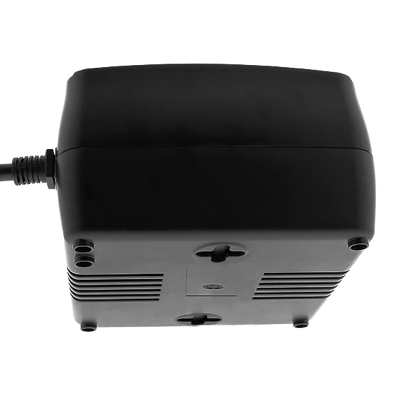 [FVR-3001M] Forza - Regulador Automático de Voltaje 110V 3000VA/1500W [4] x NEMA 5-15R + RJ45