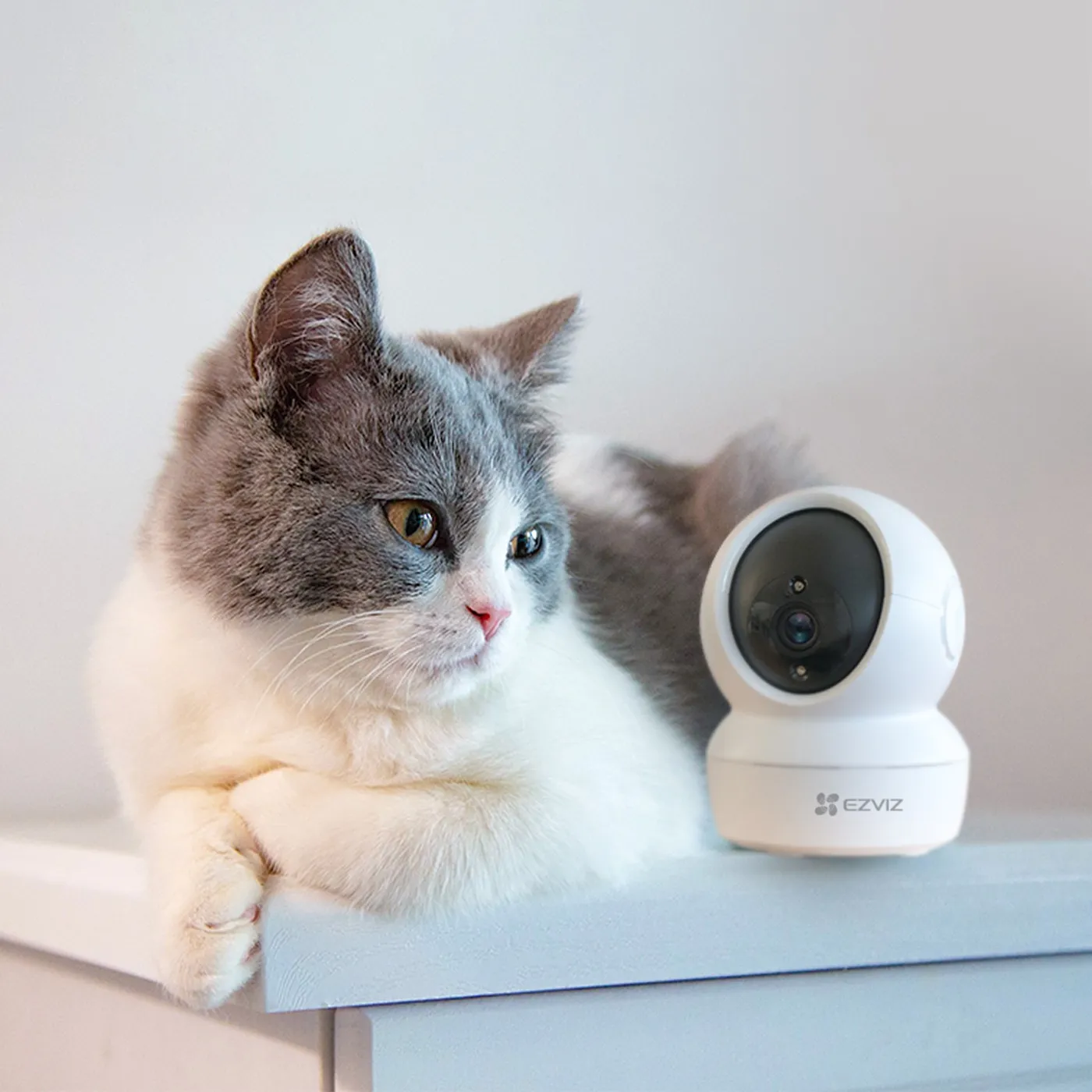 [CS-H6c-R105-1L3WF] Ezviz - Cámara IP Inalámbrica con Paneo e Inclinación 2K [3MP] WiFi Lente 4mm